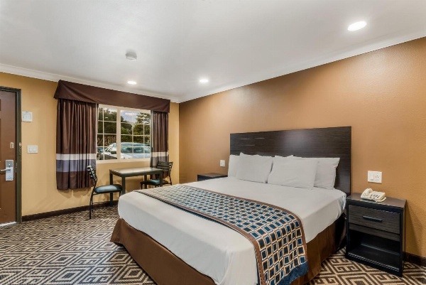 Americas Best Value Inn Ukiah image 16